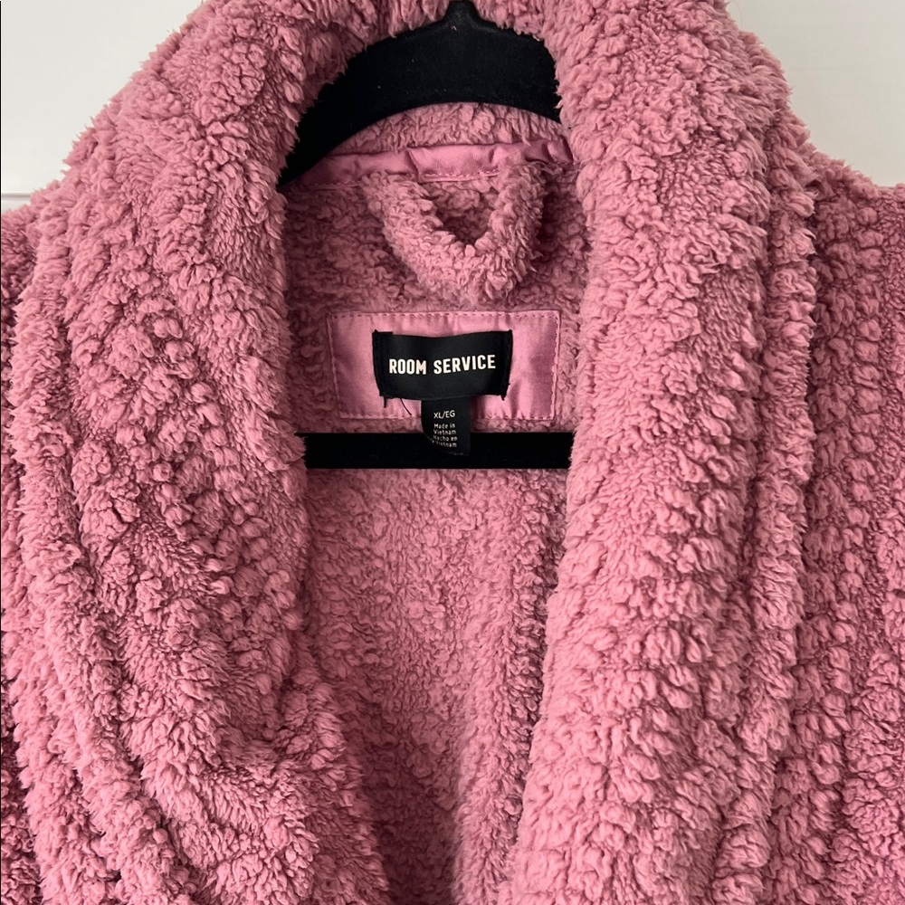 Cozy Pink Women's Robe - Picture 2 of 3